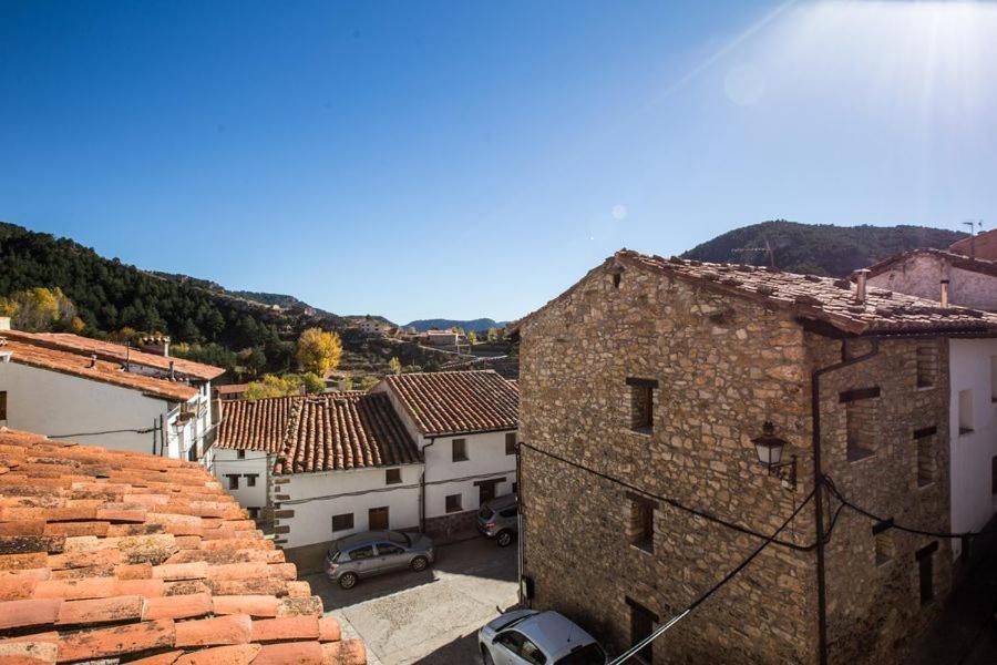 Hostal Antiguo Hospital Linares de Mora Kültér fotó